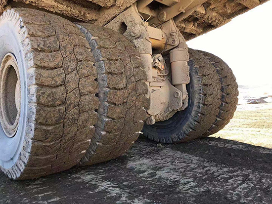 applaudit les pneus luan 50 / 80r57 otr très appréciés par l'exploitant minier américain